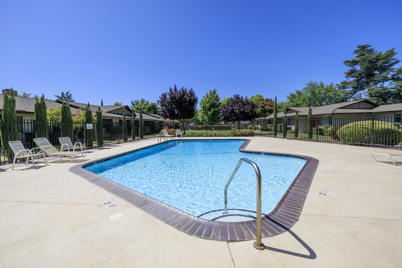 1 Bed 1 Bath 691 Sq Ft