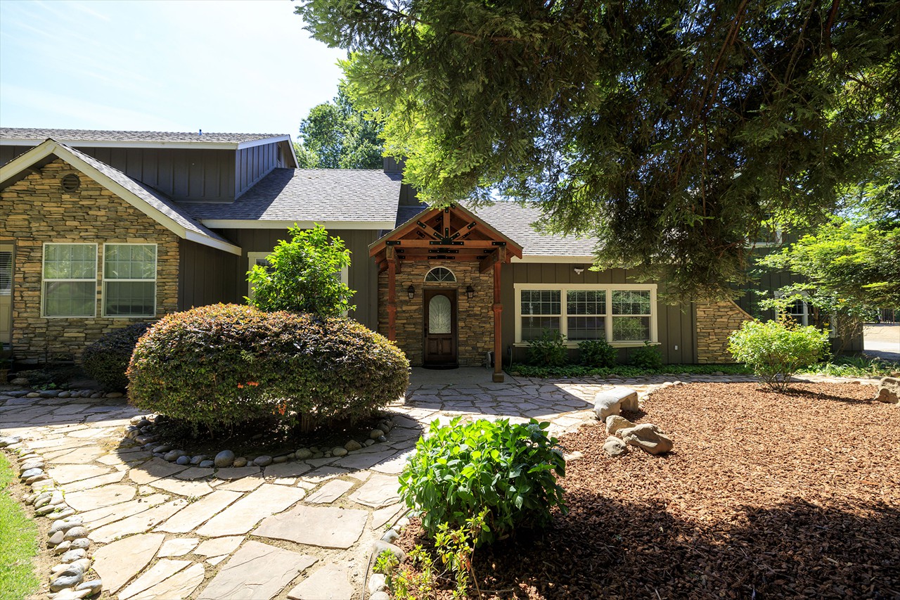 15718 Morrison Road, Oakdale CA 95361