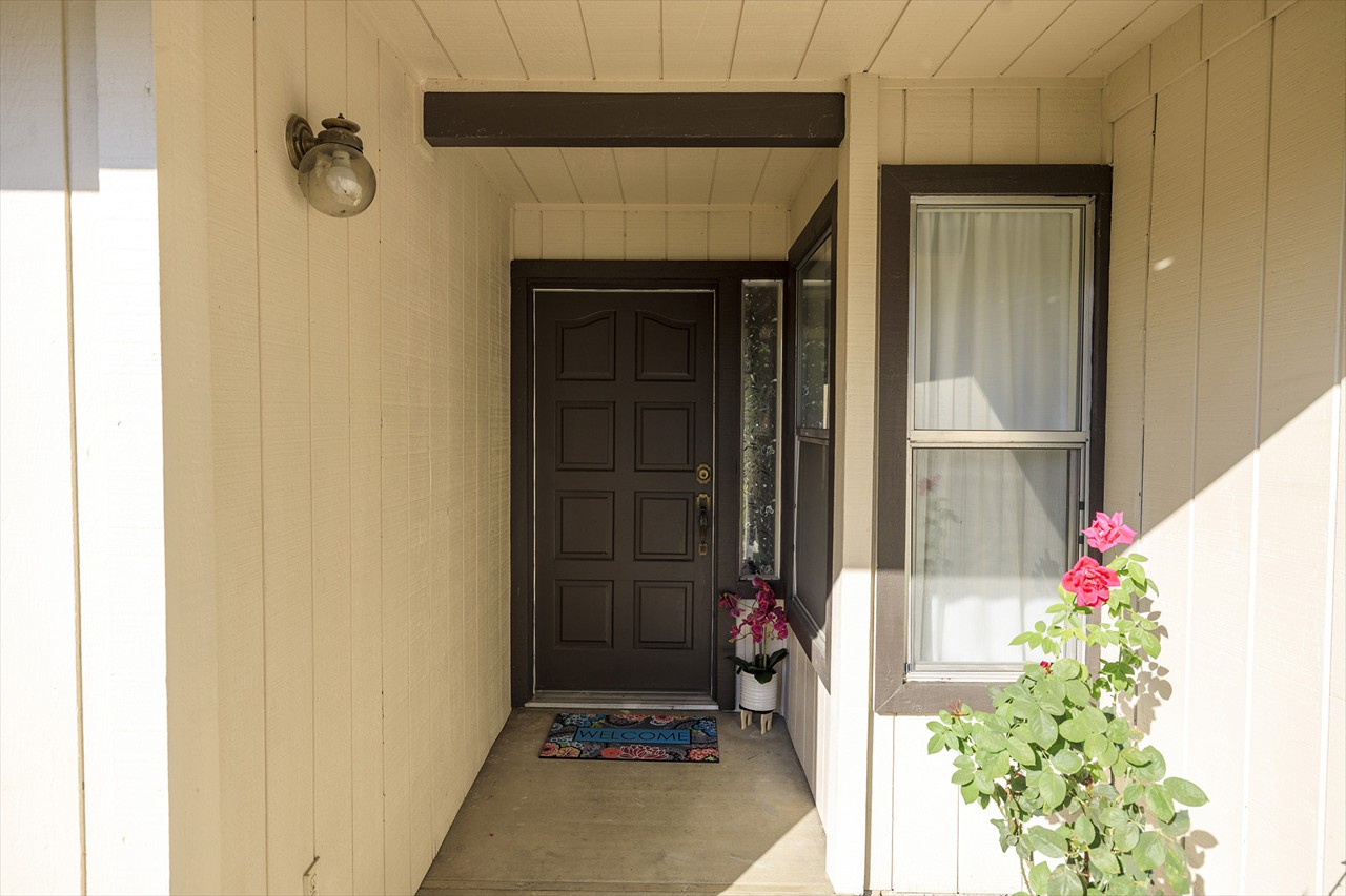 981 Countryside Drive, Turlcok CA 95380 981 Countryside Drive, Turlcok CA 95380