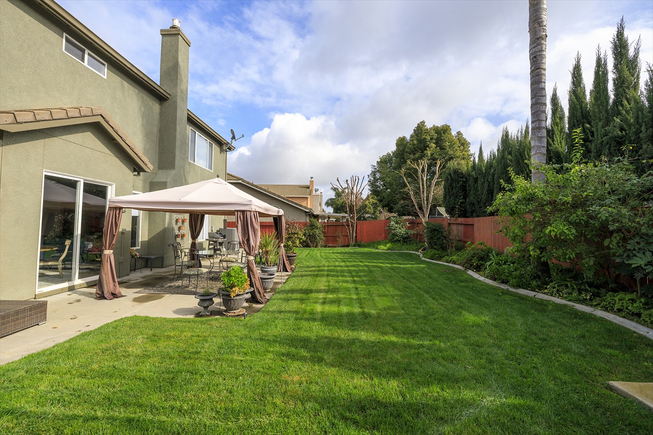 3 Bed 3 Bath 3181 Sq Ft on .14 Acre $725,000