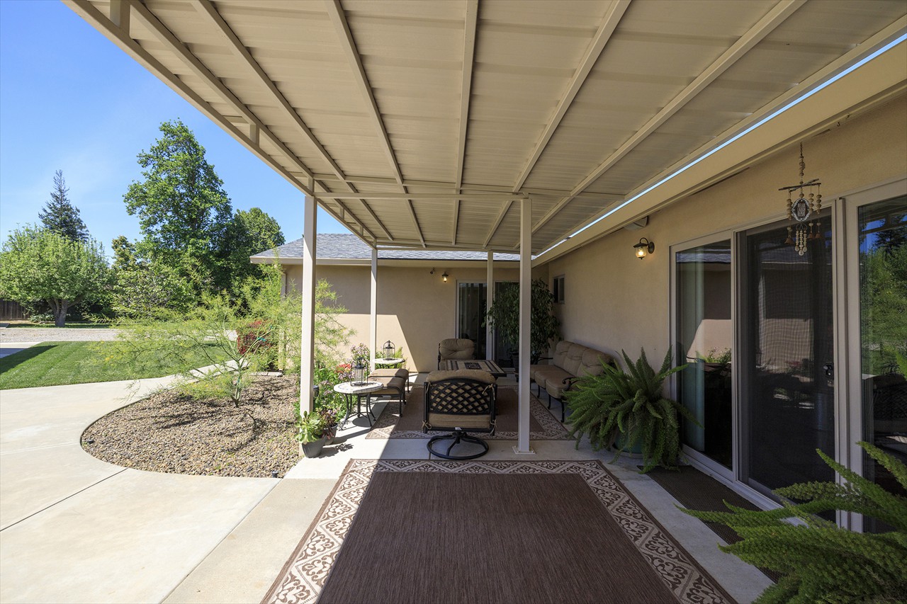 7167 Eleanor Avenue, Oakdale CA 95361