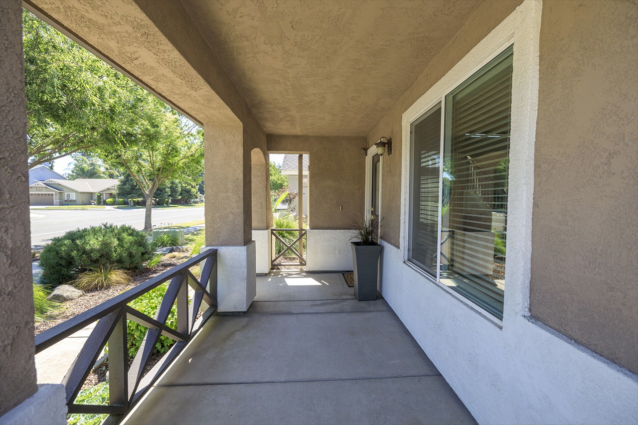 416 W Springer Drive, Turlock CA 95382