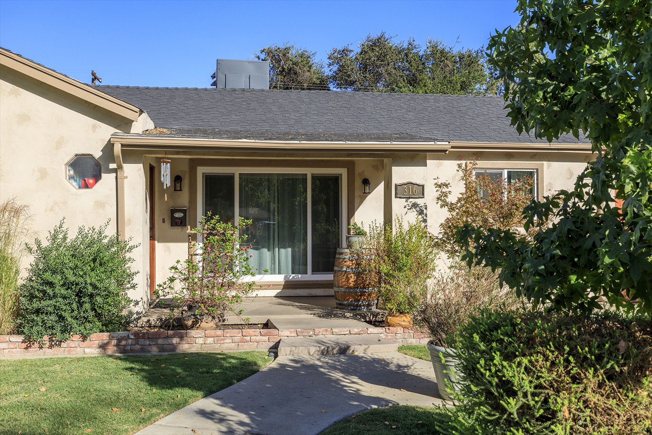 3 Bed 2 Bath 1242 Sq.Ft. on .1611 Acre $425,000