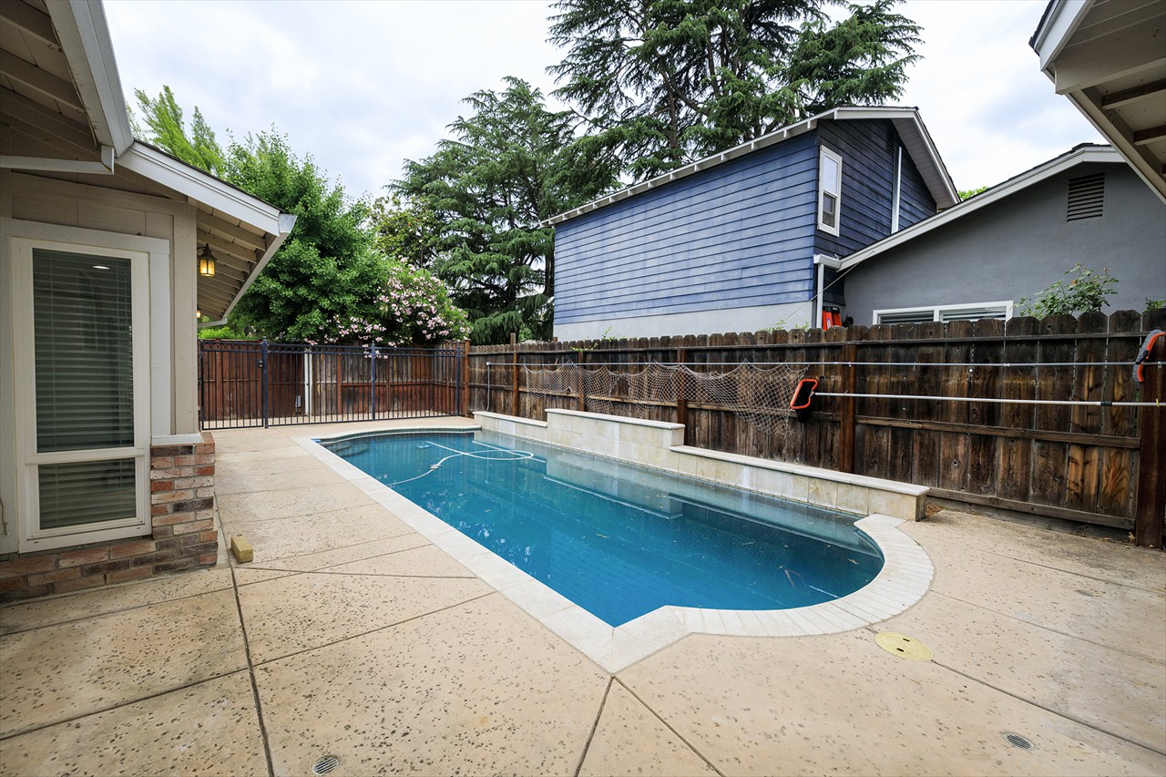 3 Bed 2 Bath 1654 Sq Ft on .1591 Acre $489,000