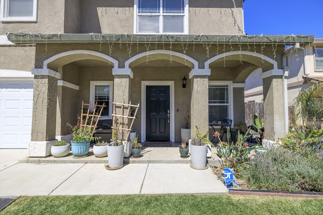 3041 Point Grey, Ceres CA 95307 Virtual Tour