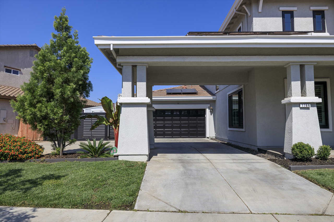 1766 Churchill Downs Circle, Oakdale CA 95361