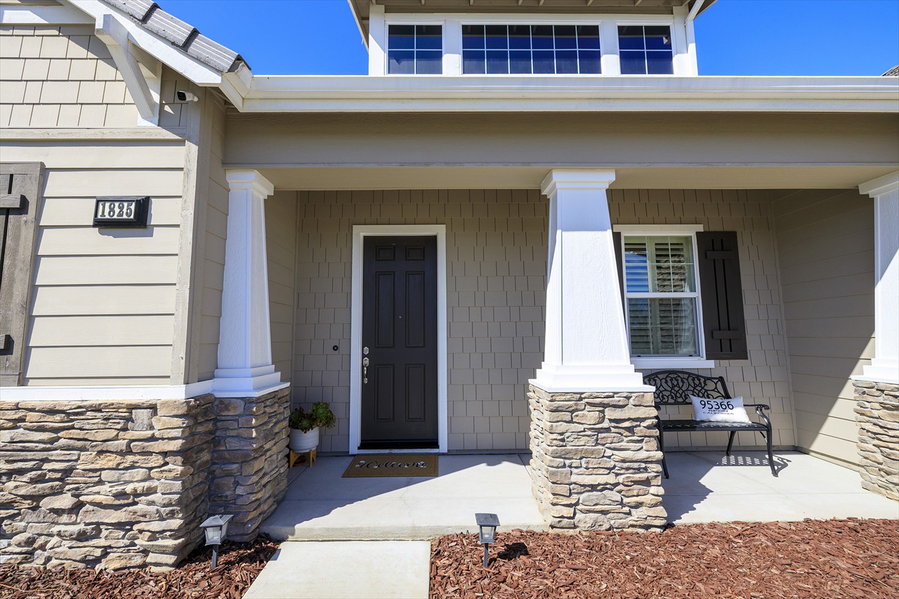 1525 N Ripon Road, Ripon CA 95366