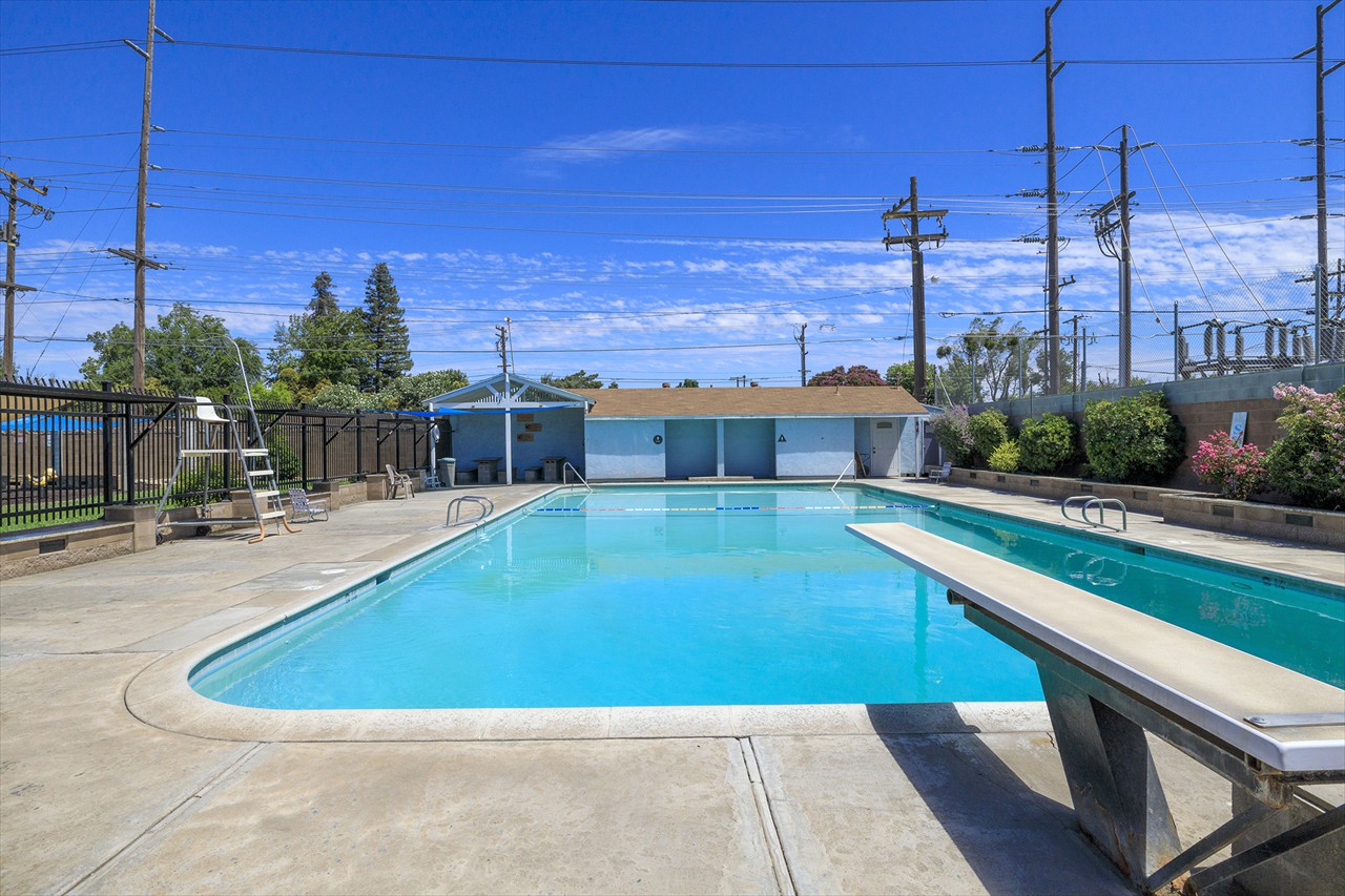 3 Bed 1.5 Bath 1200 Sq Ft on .1495 Acre $415,000