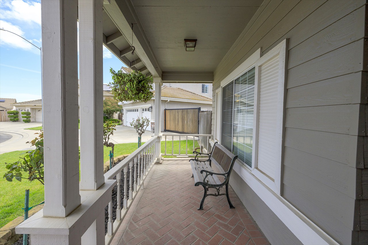 2505 Mission Court, Escalon CA 95320