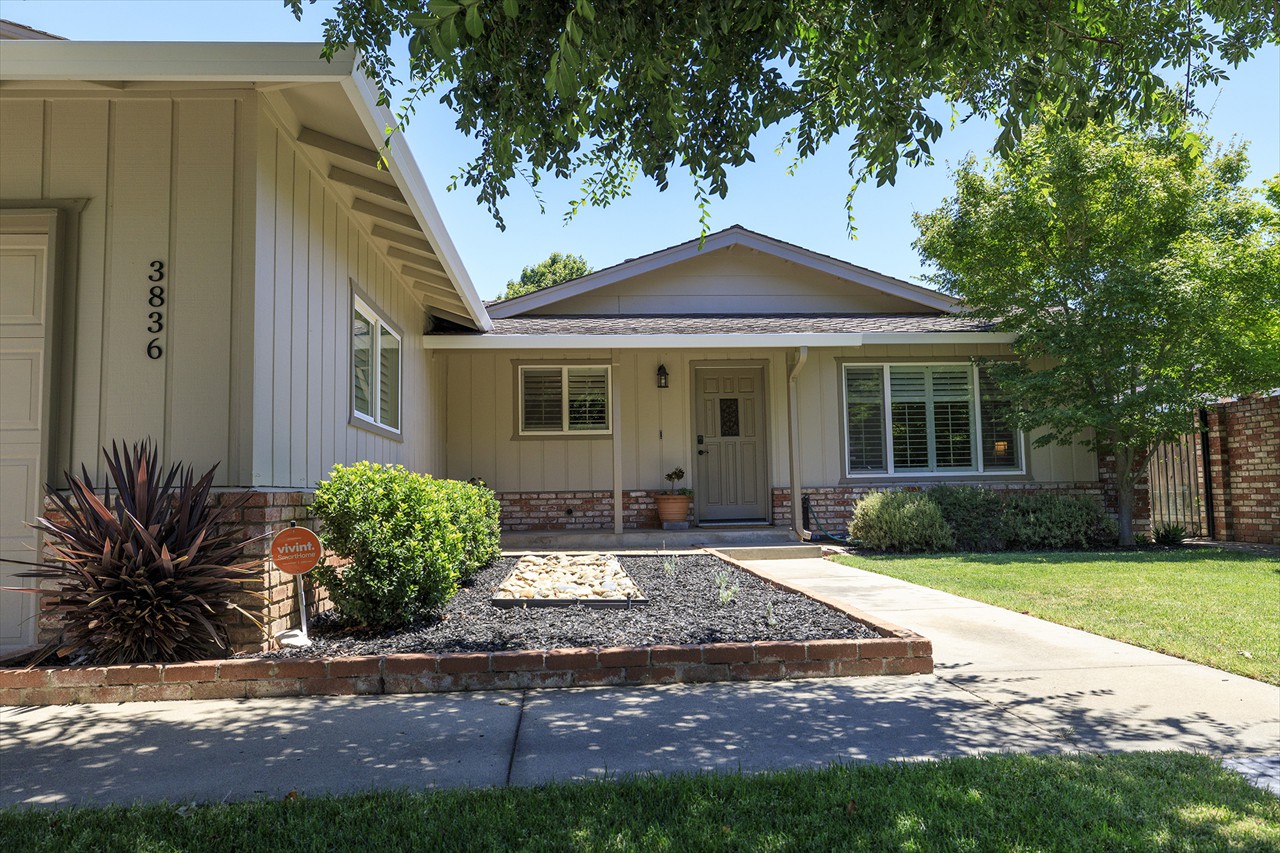 3836 Hillsboro Court, Modesto CA 95356