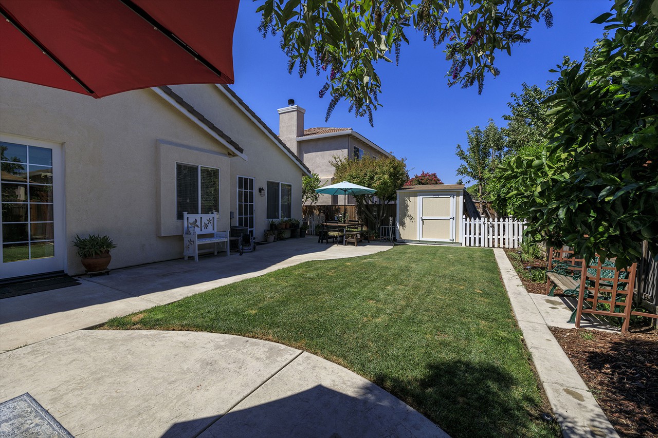 4 Bed 2 Bath 2165 Sq.Ft. on .13 Acre $760,000