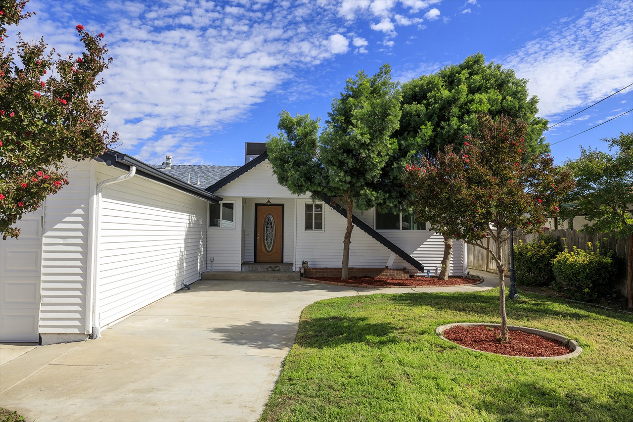 3118 Farris Avenue, Ceres CA 95307