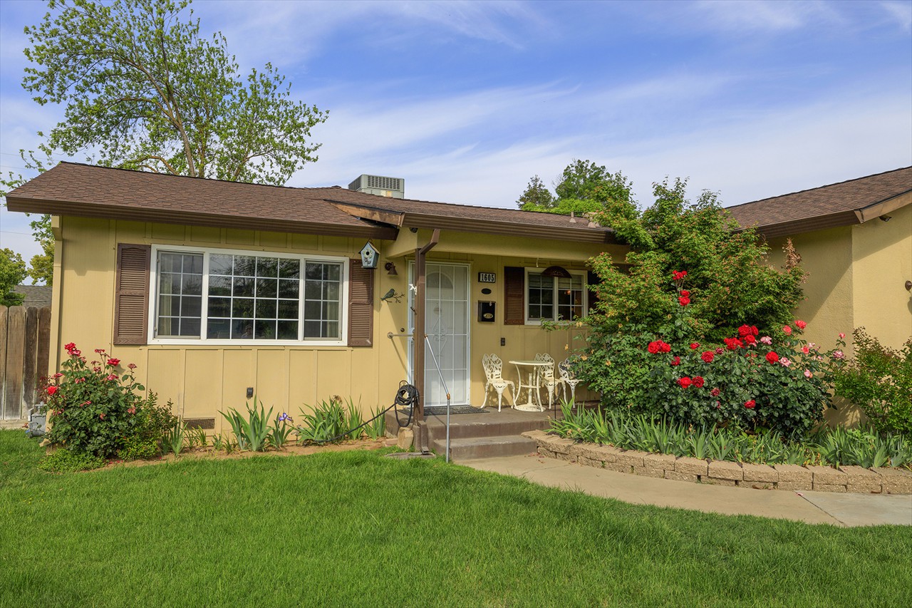 1605 Evette Court, Merced CA 95340