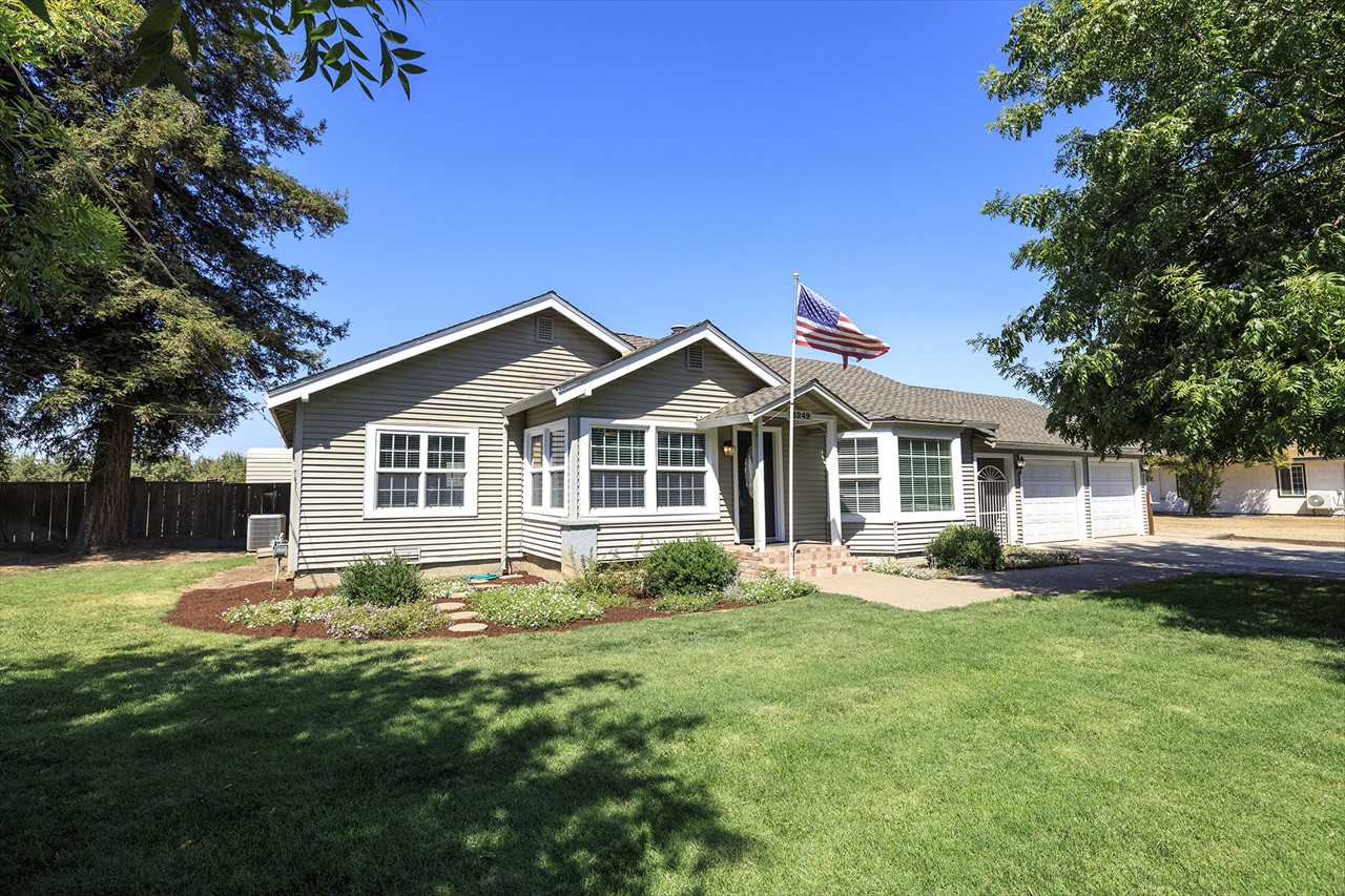 13249 Lake Road, Hickman CA 95323 13249 Lake Road, Hickman CA 95323