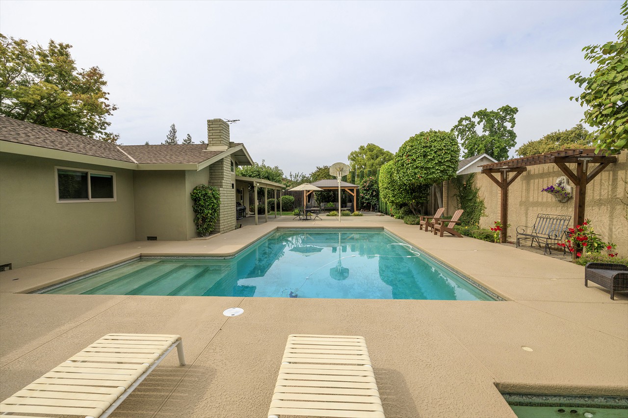 4 Bed 2 Bath 2256 Sq Ft on .2296 Acre $649,900
